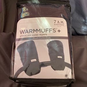 Brand new 7 am endangered warmmuffs stroller hand muffs